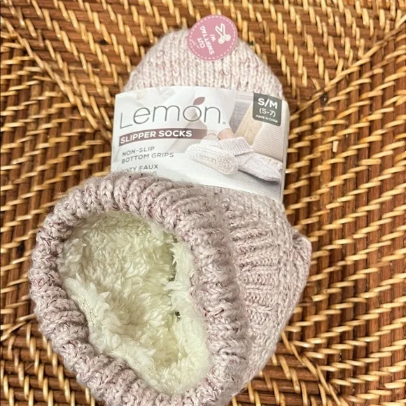 Lemon Women's Soft Pink Slipper Socks - Picture 2 of 6